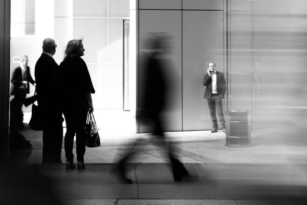 Regime forfettario e lavoro dipendente: si può fare? La guida completa a limiti e vantaggi